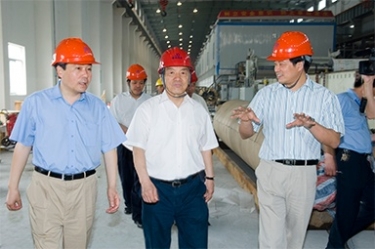 2007年5月25日，時任全國政協(xié)常委、經(jīng)濟委員會副主任、中國包裝聯(lián)合會會長石萬鵬一行來公司視察