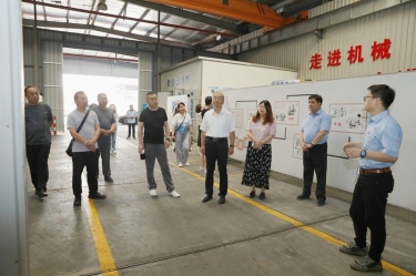 實(shí)地觀摩促交流 技能賦能助發(fā)展 | 山東省淄博市淄川區(qū)總工會(huì)黨組成員、副主席馮進(jìn)明一行蒞臨景興紙業(yè)調(diào)研交流